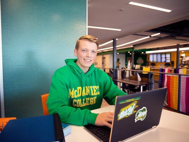 mcdaniel college student using laptop